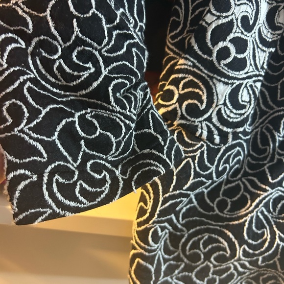 Designs by S.A.D. Chic Black and White Women's Blazer Vintage Size 14 - Picture 8 of 16